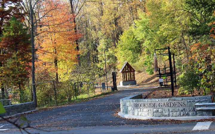 Brookside Gardens Entryway and Parking Lot